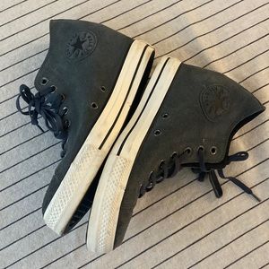 Women’s converse leather suede wedge sneakers size 9